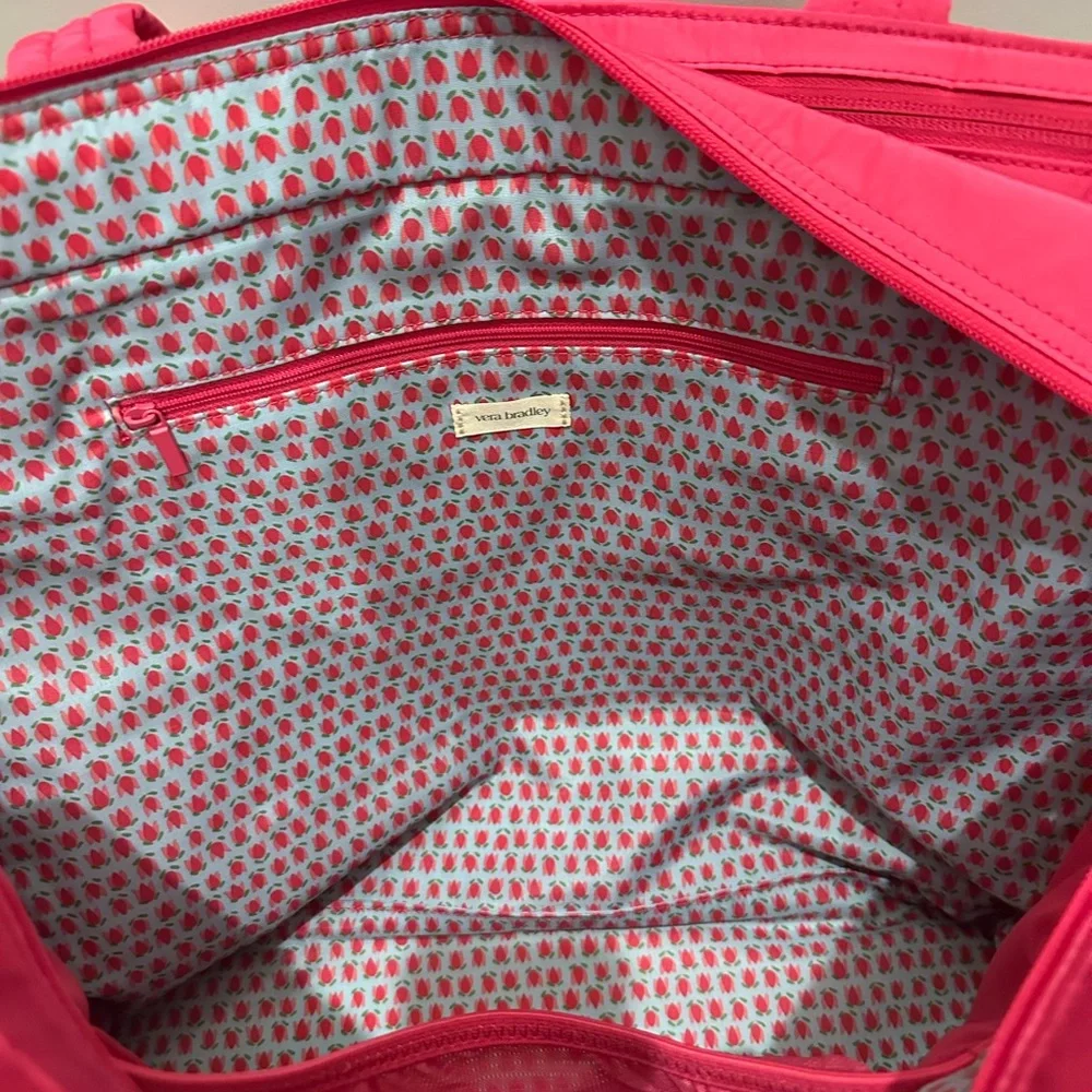 Vera Bradley Ultralight Travel Tote NWT - Picture 7 of 10